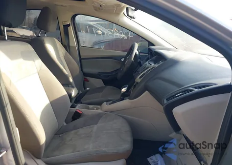 2012 Ford Focus Se z USA, uszkodzony, nr VIN 1FAHP3F2XCL264781